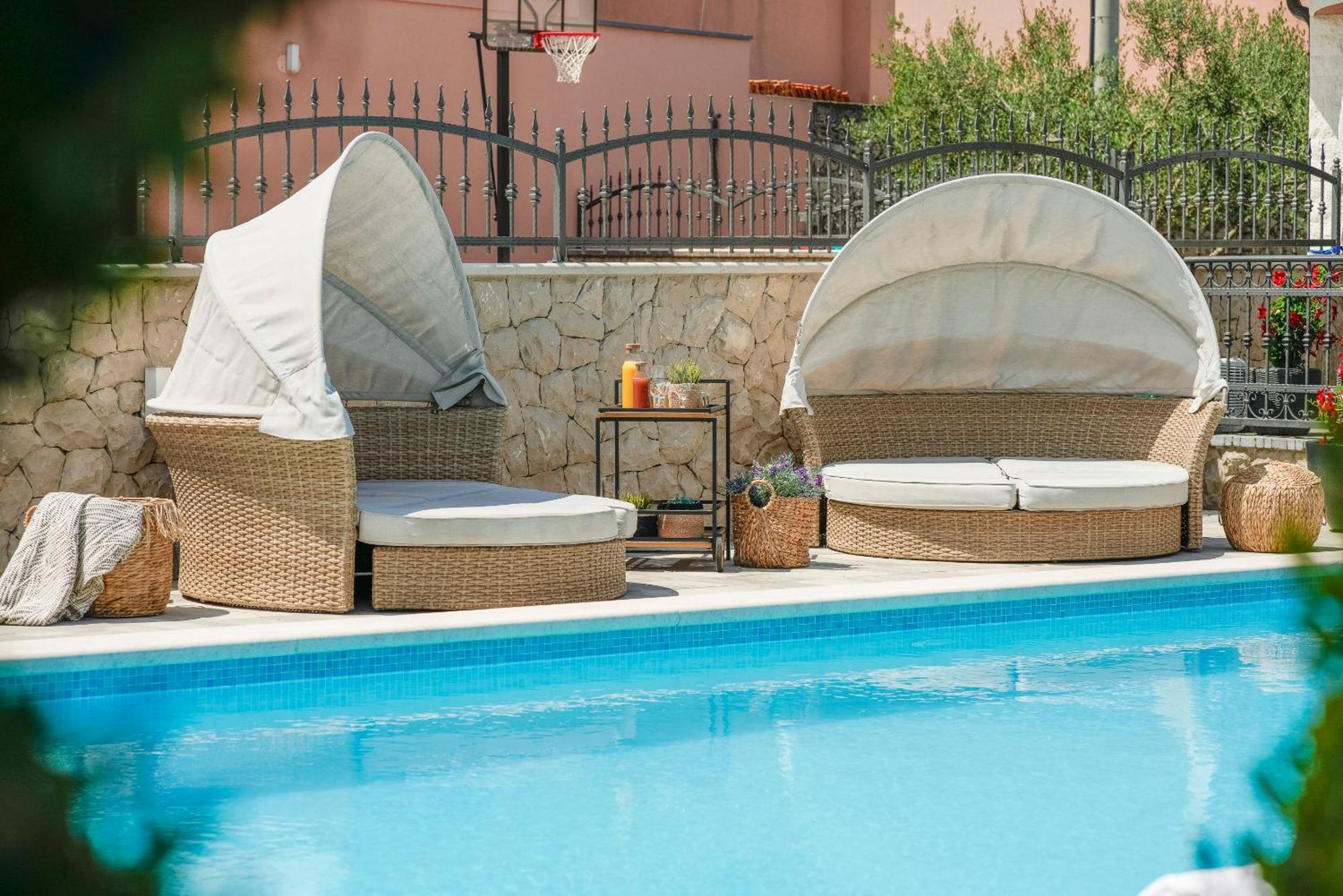שיבניק Apartments Antonia מראה חיצוני תמונה