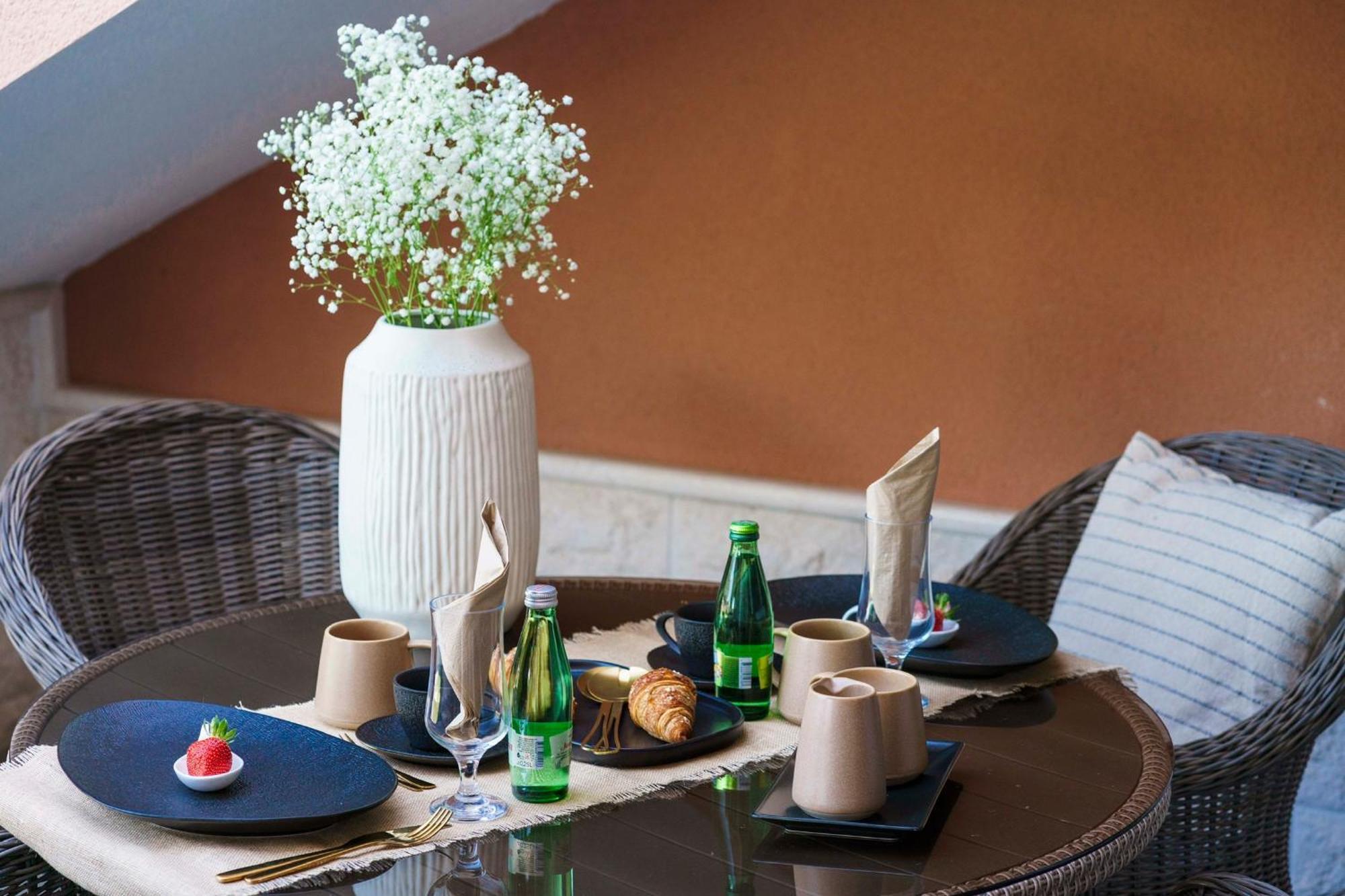 שיבניק Apartments Antonia מראה חיצוני תמונה