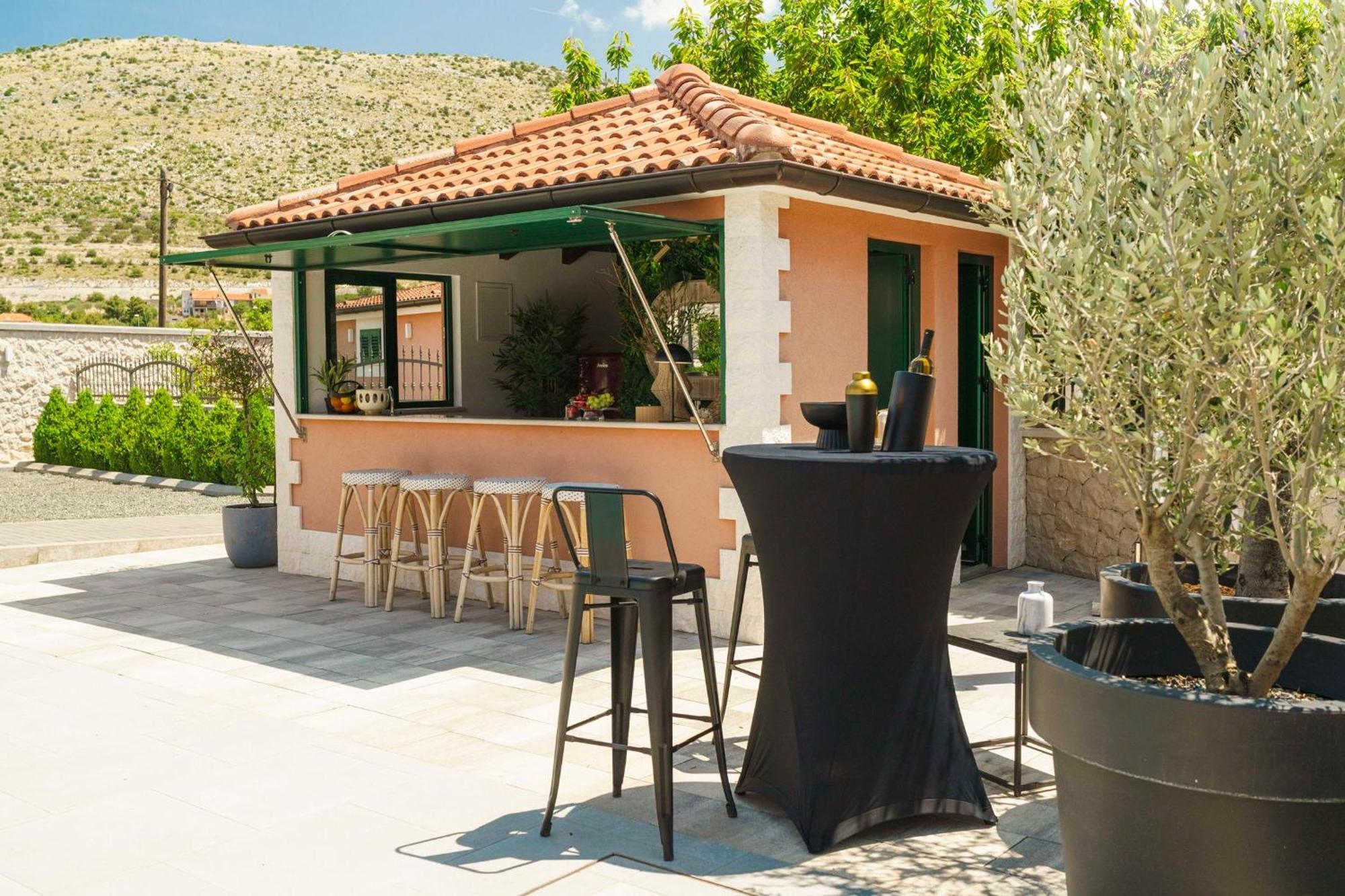 שיבניק Apartments Antonia מראה חיצוני תמונה